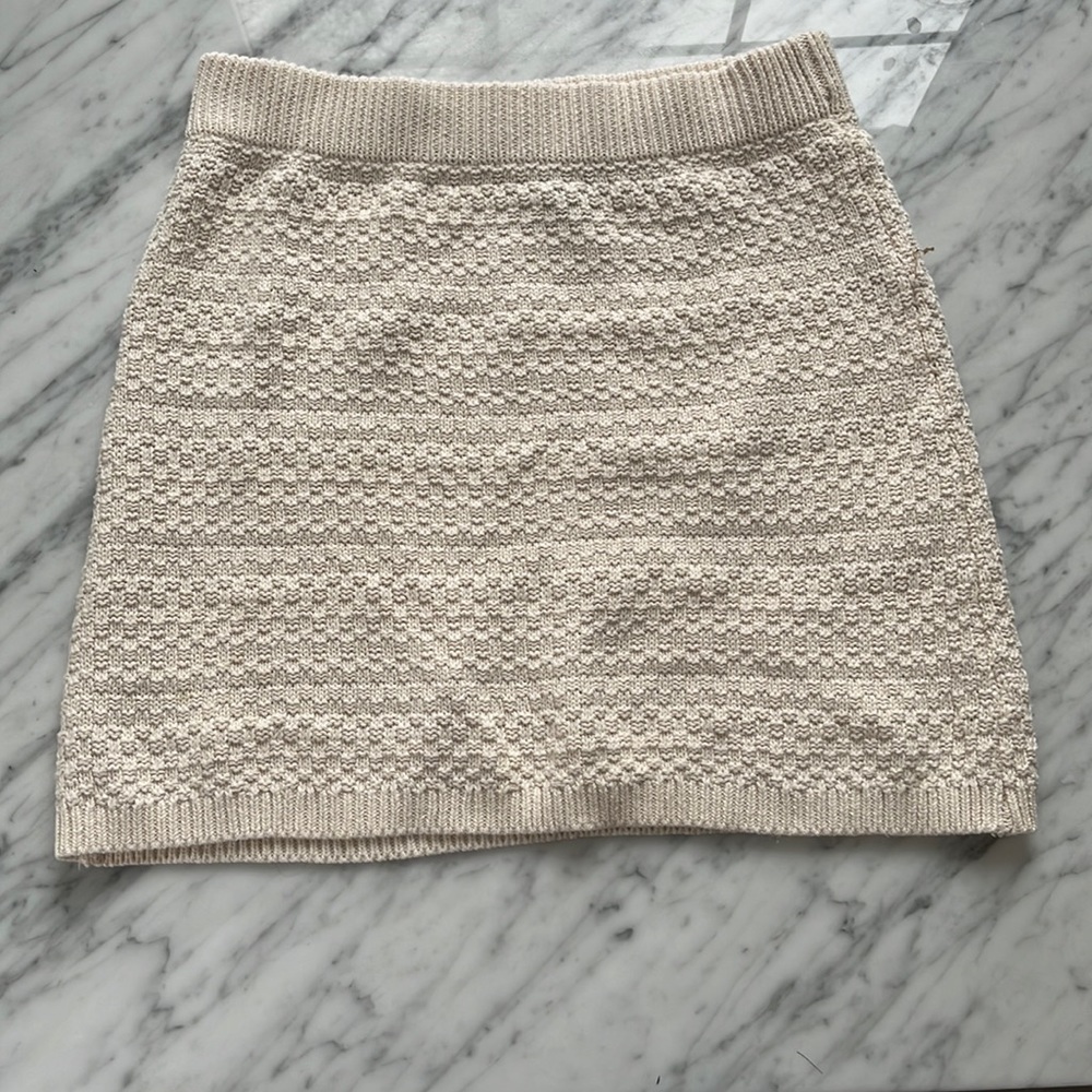 knit mini skirt
